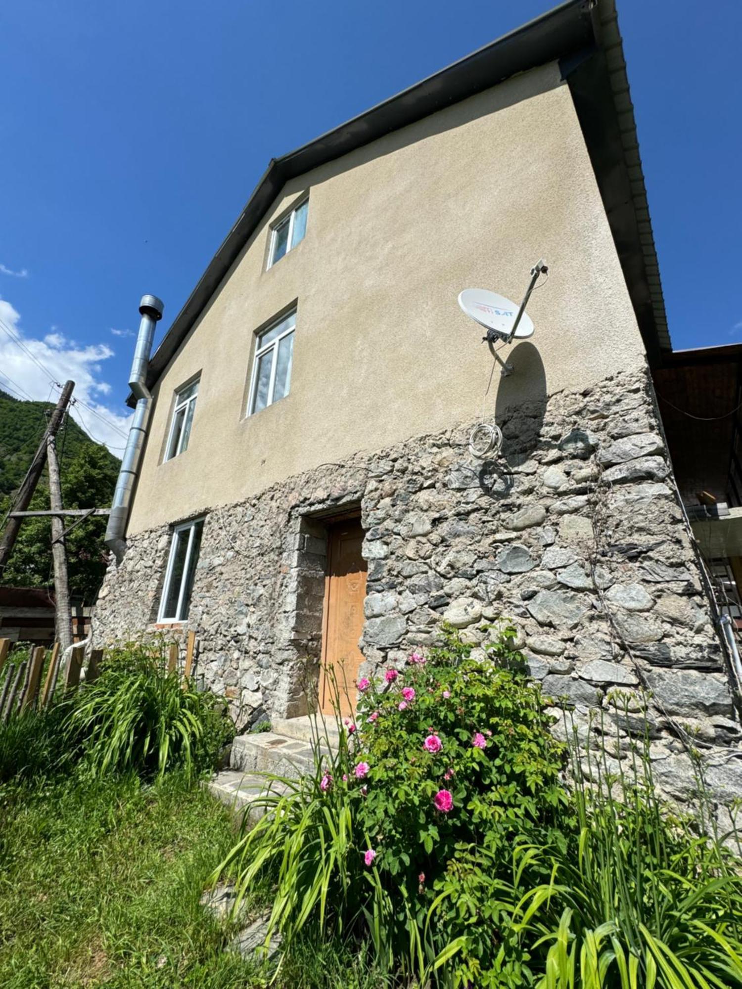 Barbara'S Eco-Cozy Guesthouse 메스티아 외부 사진